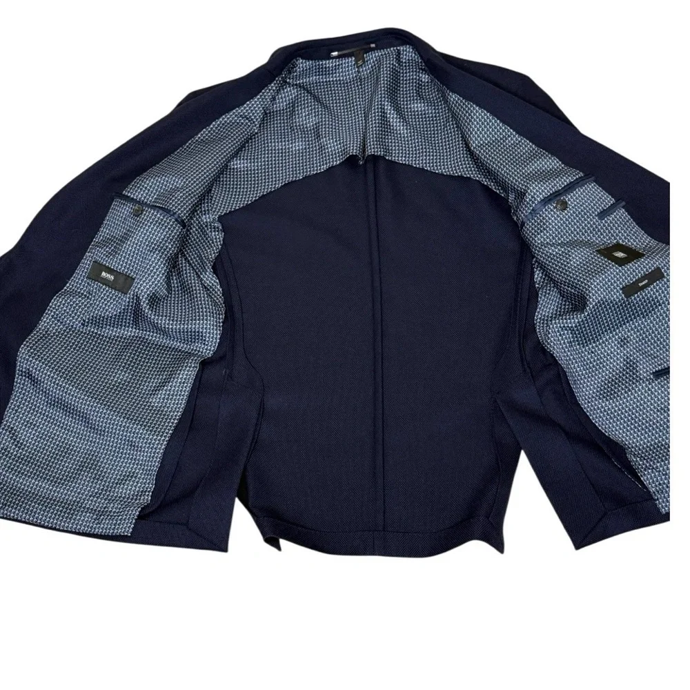 Hugo Boss Stretch Travel Blazer Jacket Blue LANIFICIO TESSE Biella Wool 2 Button